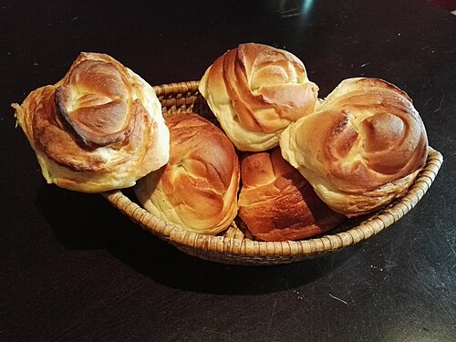スプリッターブローチ