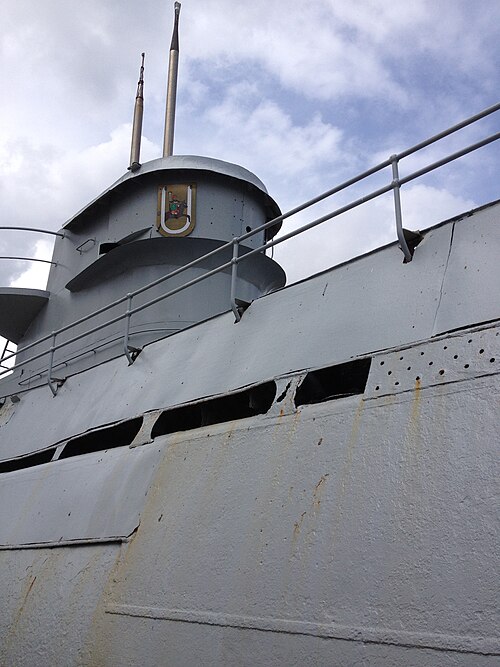 U-534司令塔