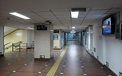 駅ホール