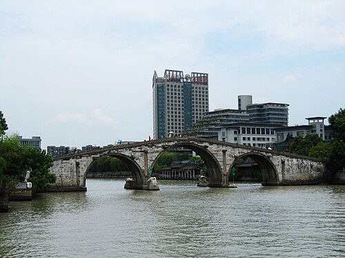 2013年7月のゴンチェン橋