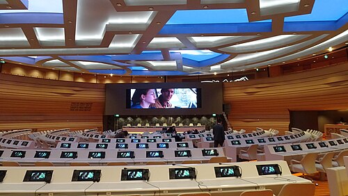 改装された会議室