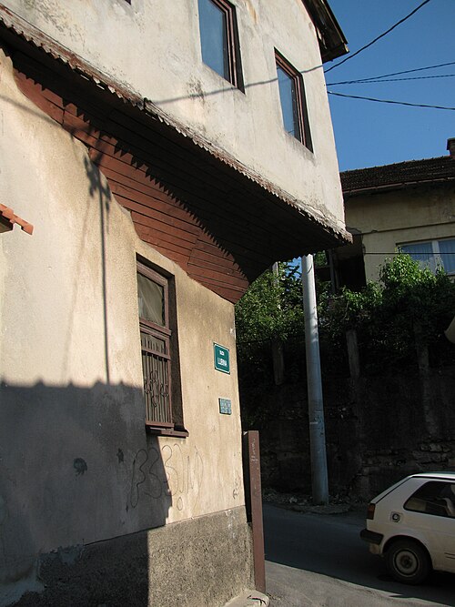 旧ヴラトニクの町並みの建築