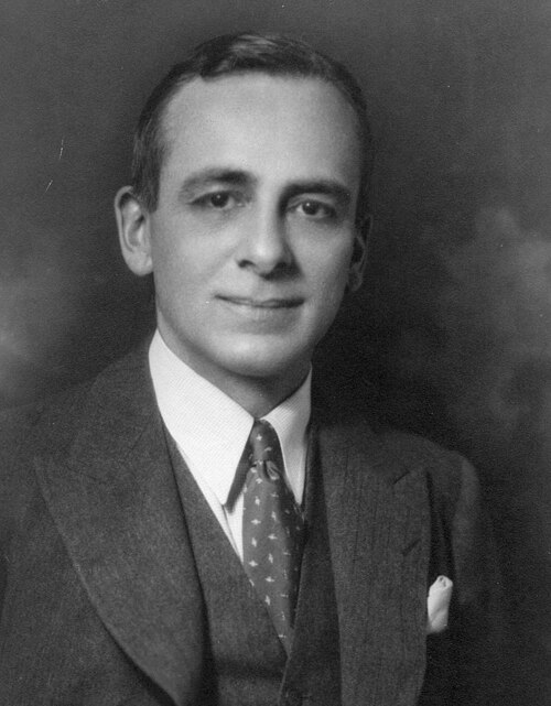フランシス・P・マグーン・ジュニア、1930年