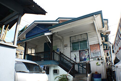 築年数不明の家屋で、現在はオフィスとして使用されている。
