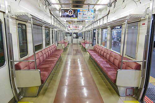 211-5000シリーズの車内写真（2021年9月）