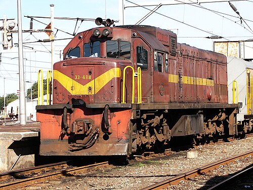 2013年4月24日、イーストロンドンにて、SARガルフレッドとウィスカー塗装のNo.33-488