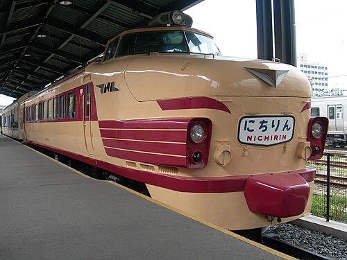 北九州市の九州鉄道記念館に保存されているクハ481 603