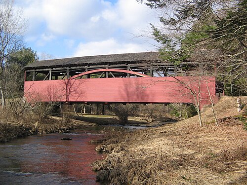 ペンシルベニア州のコーガン ハウス屋根付き橋