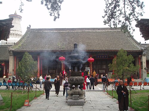 五台山の主要な寺院である仙通寺