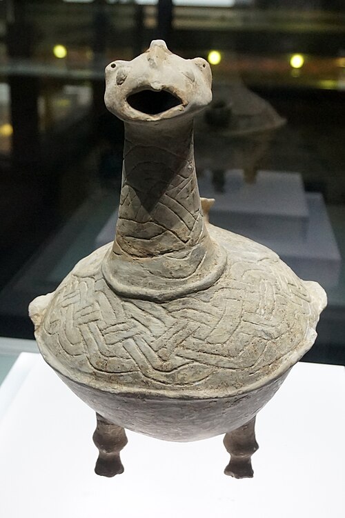 ソンゼ文化、鳥形陶器