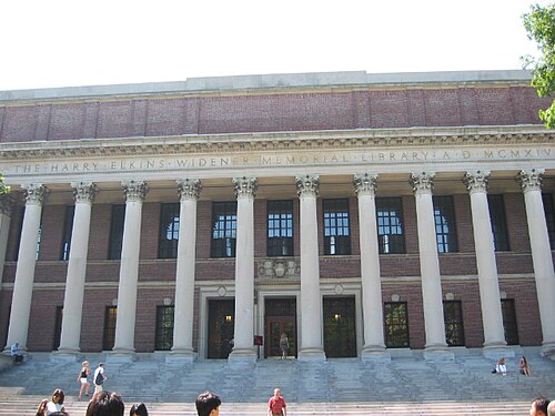 ハリー・エルキンス・ウィデナー記念図書館、ハーバード大学、マサチューセッツ州ケンブリッジ（1915年）