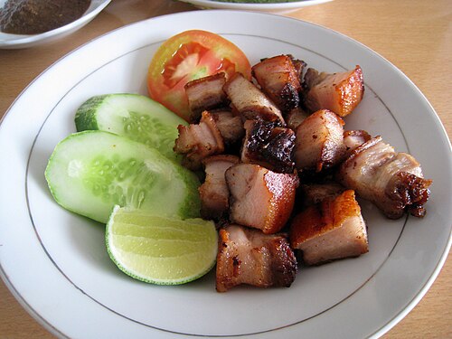 インドネシアの豚バラ肉のロースト、バタク風バビパンガン。
