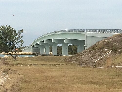 中央橋