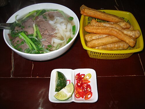フォー - ベトナムの国民食とされるベトナムの麺料理