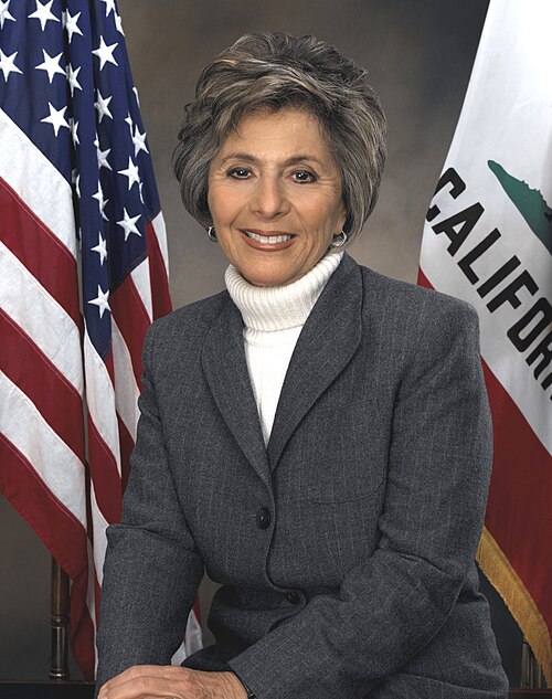 カリフォルニア州選出の上院議員および下院議員、バーバラ・ボクサー（1962年学士号取得）
