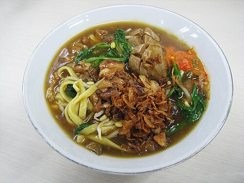 インドネシア料理ミーカンクン（麺付き）