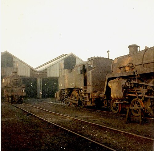 1967 年 2 月、イーストリー機関車庫に停車中のサザン鉄道 (GB) USA クラス。写真: キース チェンバース