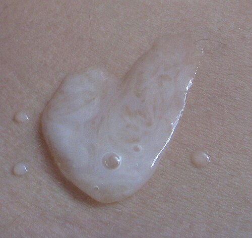 質が不明な人間の精液の量。
