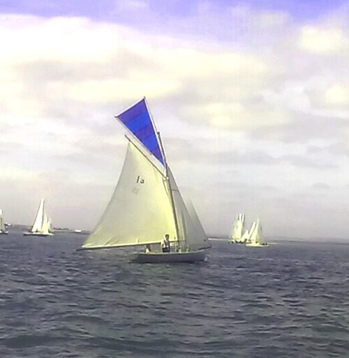 Howth 17 ワンデザインキールボートの写真