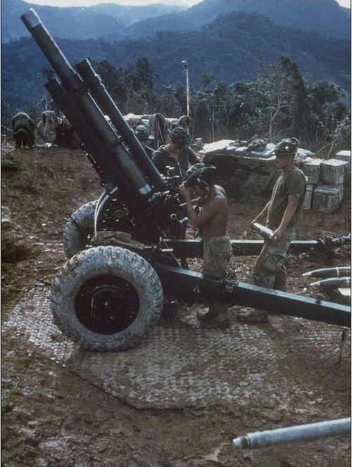 M2A1榴弾砲