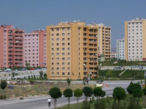 エルヤマン住宅プロジェクト