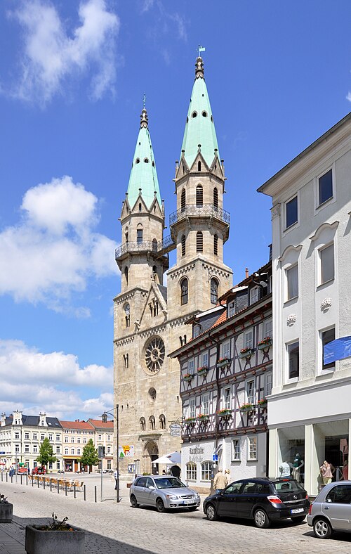 Stadtkirche with half-timbered house