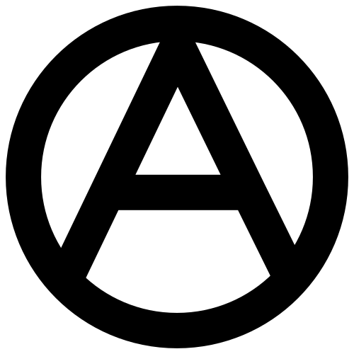 黒いリングの中に、黒い大文字の「A」が描かれている。「A」の縁はリングからはみ出さず、滑らかにリングの中に収まっている。