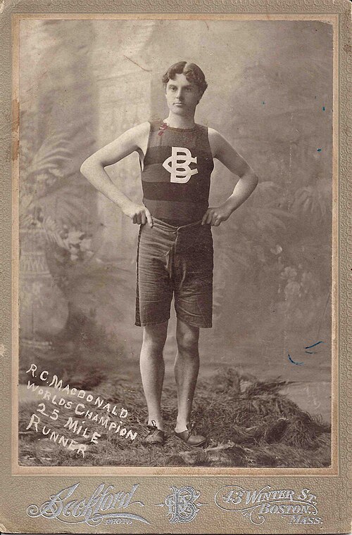 ロナルド・J・マクドナルド、オリンピック選手、1898年ボストンマラソン優勝者。