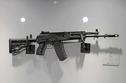 工業的大量生産を目的としたAK-12（GRAU 6P70）の最終生産モデル