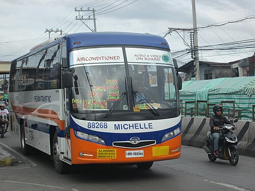 Thelman Transit, Inc. が運行する Daewoo BS106