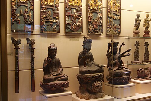 17 世紀の木製芸術作品。