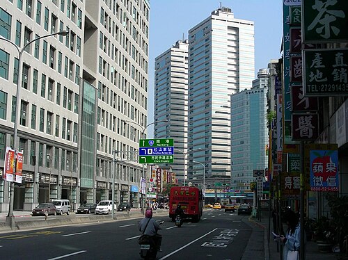 忠孝東路