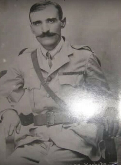 軍服を着たマリク・コシャバ、1918年