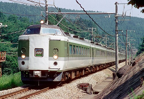 1997年8月、浅間線で運行されていた489系電車。