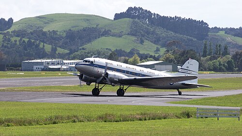 ダグラス DC-3。