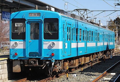 119-5000系は2012年2月にE4編成に編成され、国鉄時代のオリジナル塗装に塗り替えられた。