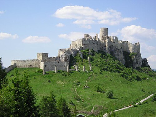 スピシュ城 (ドイツ語: Zipser Burg)
