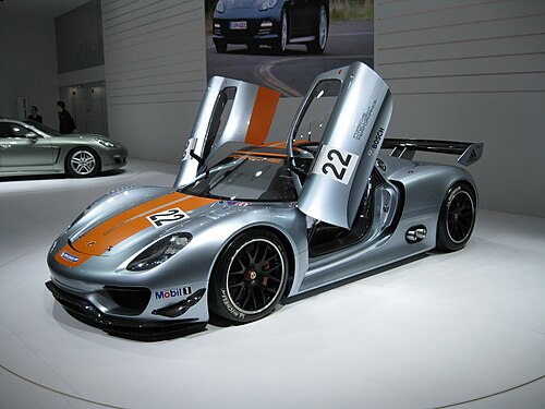 2011年ジュネーブモーターショーでの918 RSRコンセプト