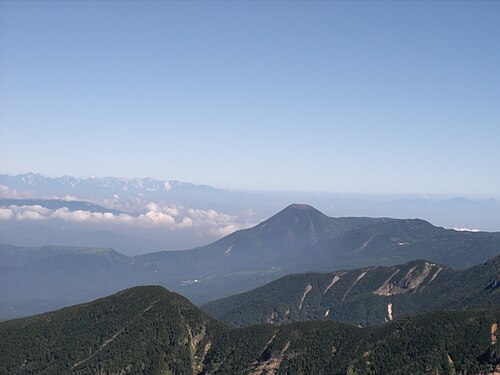 赤岳から見た蓼科山