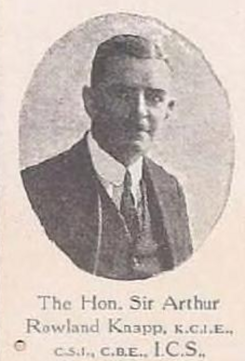 サー・アーサー・ローランド・ナップ CBE CSI KCIE(1870 年 12 月 10 日 - 1954 年 5 月 22 日)は、1923 年から 1926 年までマドラス州知事の執行評議会の歳入委員を務めたイギリスの公務員でした。