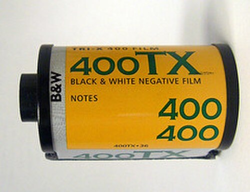 トライX 35mm（135）フィルム缶、2002年版。