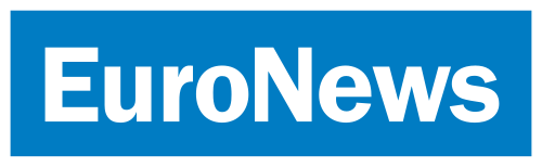 1998年10月～2008年6月：青い長方形の中に、白いキャメルケースの「EuroNews」という単語が入っています。