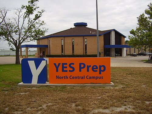 YES Prep North Central はヒューストンを拠点とするチャーター スクールです。