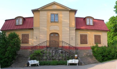 スヴィンダースヴィク、1740 年に建てられた夏の別荘