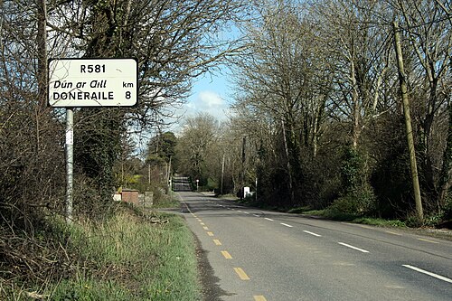 ニュー・トゥーポットハウスとオールド・トゥーポットハウスを結ぶR581地方道