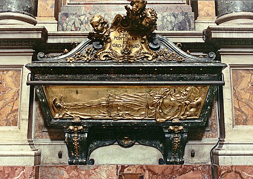 聖ピウス5世の墓、1697～98年、ローマ、サンタ・マリア・マッジョーレ教会