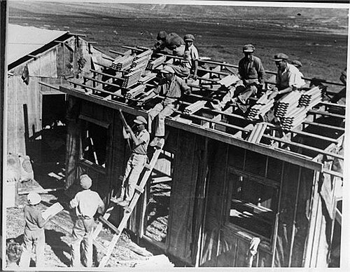 建設中のマサダ兵舎 1937年