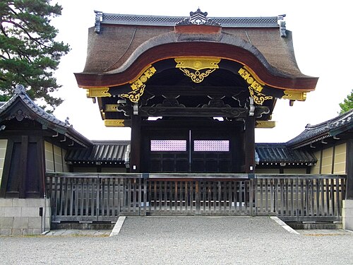 建春門