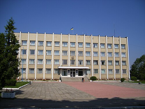 市庁舎、2006年