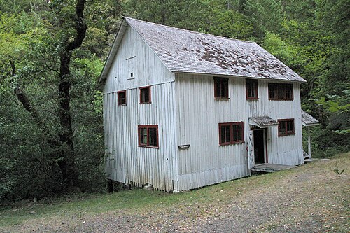 * 幕屋の建物